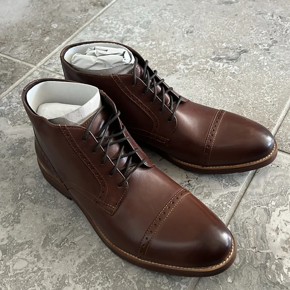 Nunn Bush Middletown Medium Cap Toe Chukka Boots in Brown, Size 10 New in Box